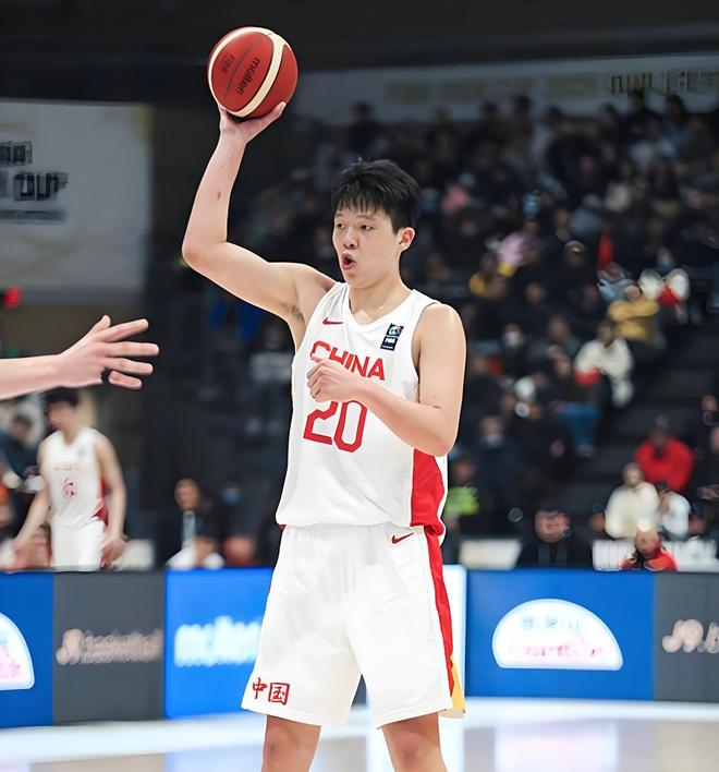 中国男篮近期表现波动_2026男篮热身赛直播_澳大利亚男篮实力对比