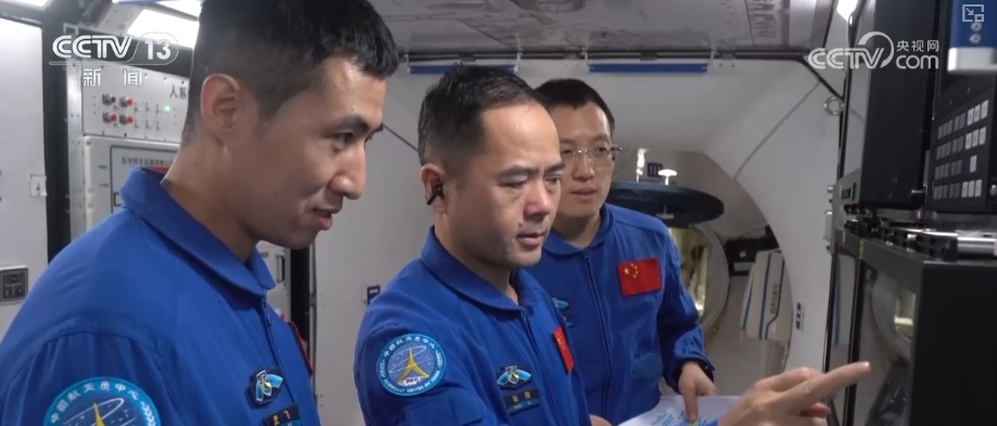 “70后”“80后”“90后”,出征!神舟二十一号乘组“跨界”也精彩