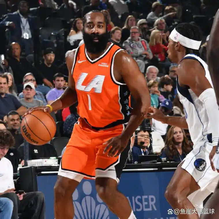 快船被逆转！伦纳德30+8状元创新高，克莱梦回巅峰，哈登29分19罚