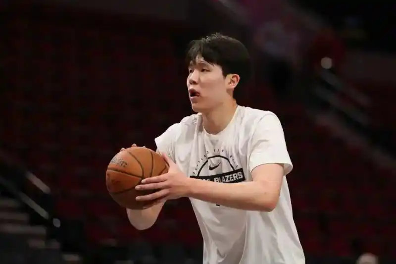 话题|杨瀚森被下放并非坏事 “练级”才是当务之急