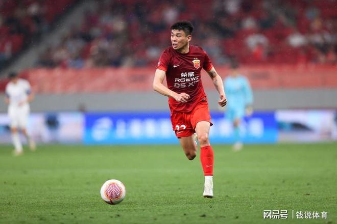 中国足球国家队名单_海港球员入选国足概率_2025国足名单