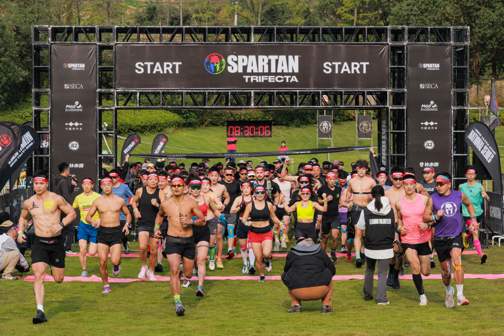 体坛联播|哈兰德进球数据堪比梅罗,王艺迪蒙彼利埃逆转夺冠