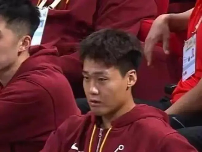 2025中国男篮_缺少进攻端发动机直接攻击点_中国男篮赵睿王俊杰缺席