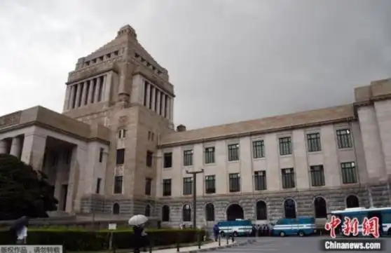 曾受安倍大力提携被称女版安倍，高市早苗的政治崛起之路？