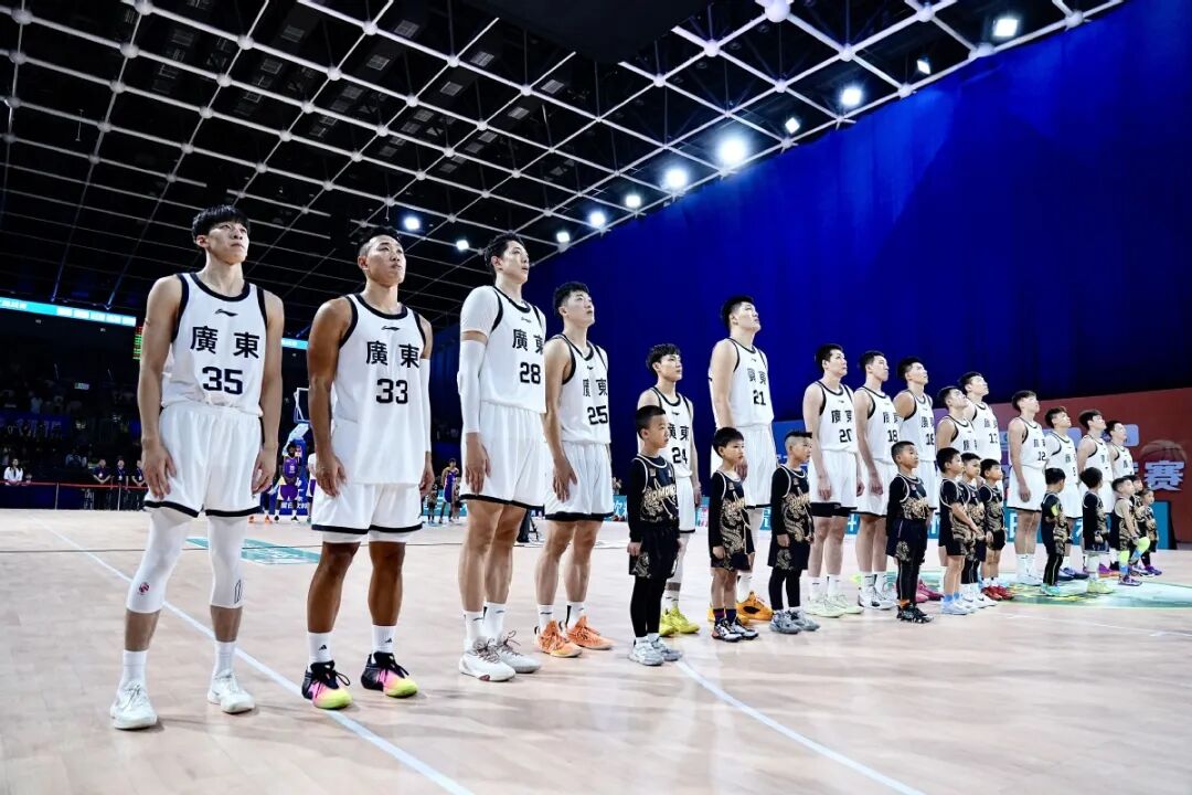广东全运男篮明晚首秀!赵睿、胡明轩、徐杰等即将登场!