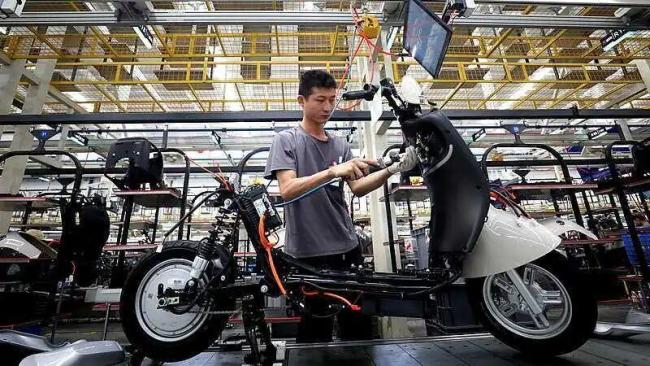 小电驴新国标落地影响几何 安全升级引发变革