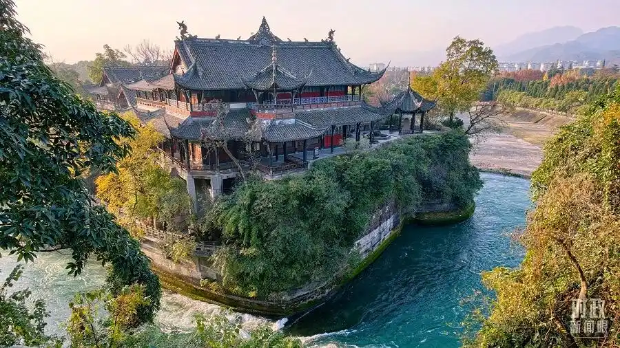 中法元首外交再写佳话_中法元首会晤 都江堰 中国智慧 中法全面战略伙伴关系