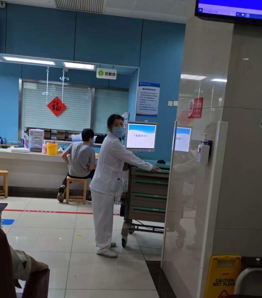 称呼患者“宝宝” 宁波这位护士火了