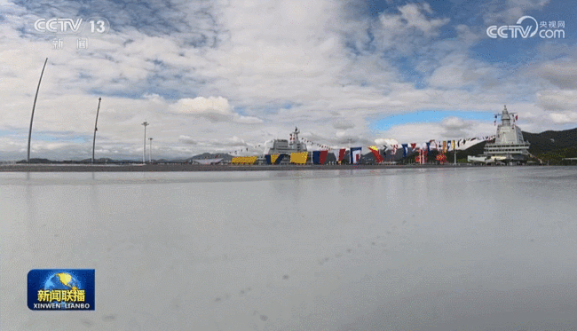 福建舰伙食曝光 有羊排大虾红烧肉