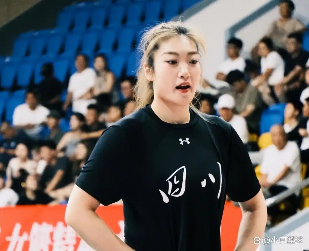 四川女篮全运会_全运会女篮成年组开赛:北京击败新疆 四川98分大胜山西_李梦全运会表现