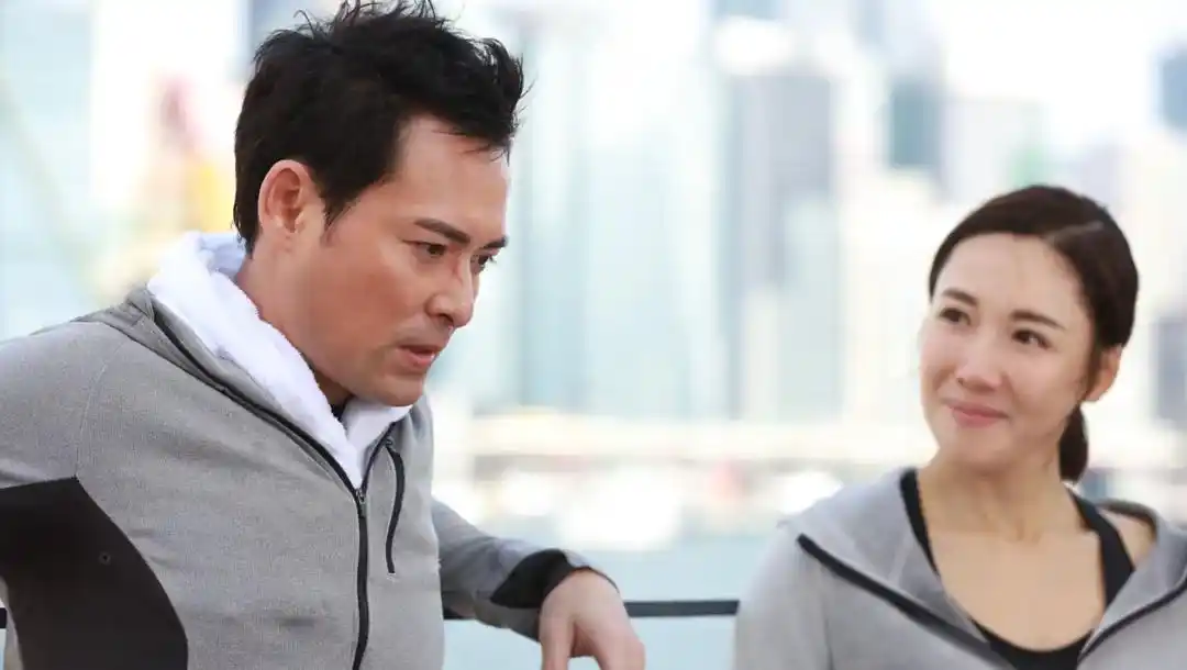 港星深夜痛哭求助筹钱：妻子急需换肝_TVB海俊杰为妻子筹集手术费_急性肝硬化_150万港币