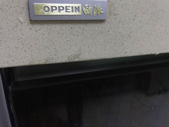 装了欧派的碗柜、拉蓝生锈，连碗都有绣了，用这样的碗吃了健康吗