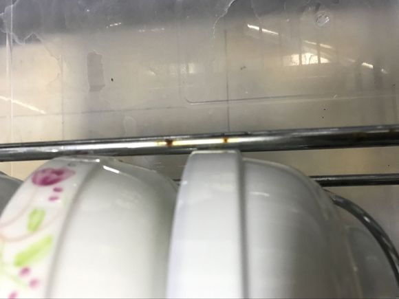 欧派橱柜质量问题处理_欧派拉篮不锈钢_欧派橱柜生锈售后投诉