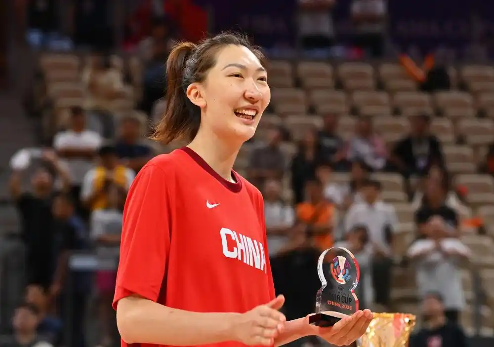 澳大利亚女篮联赛：韩旭主场首秀拿下19分_中国女篮韩旭 WNBL 珀斯山猫队