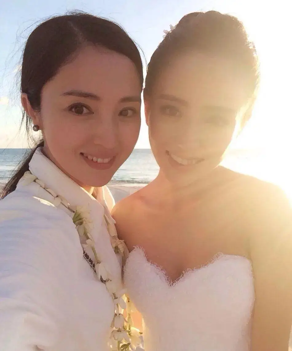 张维伊务实选择与浪漫幻想碰撞_董璇婚礼仪式感拉锯战_董璇回应婚礼餐标67元