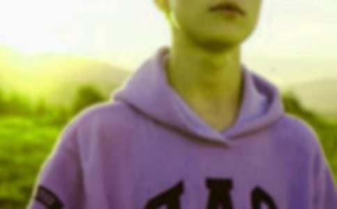 男生练腹肌的四个动作，试试就知道