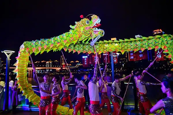 长安启源赞助重庆足球_重庆铜梁龙足球俱乐部冲超庆祝活动_重庆铜梁龙“中超·重庆回来了”冲超庆典圆满举行