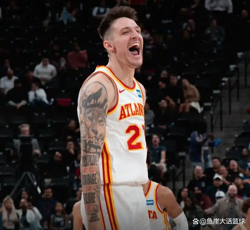 哈登快船队史三双纪录祖巴茨低迷_快船老鹰比赛哈登三双克雷伊奇表现_哈登空砍三双克雷伊奇28分 老鹰送快船5连败