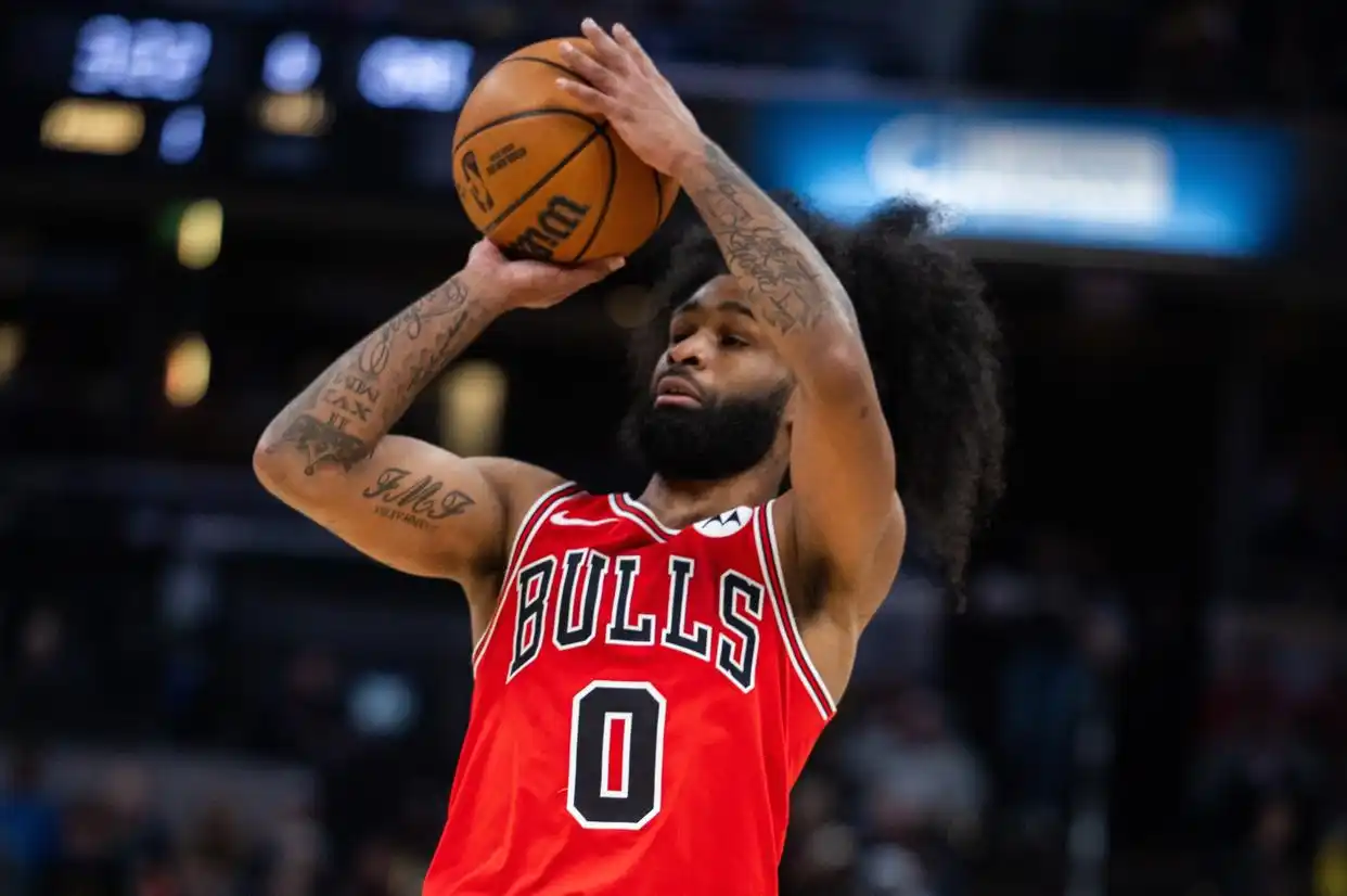 NBA季前赛：公牛对阵掘金，基迪三分难挽败局，约基奇牛刀小试