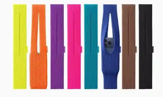 iPhonePocket三宅一生联名_苹果“袜子手机袋”多款开售即告罄_iPhonePocket开售即售罄