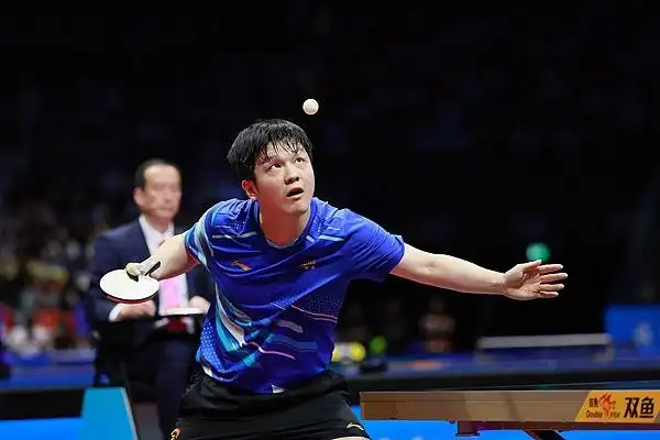 神仙打架！全运会-卫冕冠军樊振东4-2世界第一王楚钦进决赛_全运会乒乓球男单半决赛 樊振东 王楚钦交手记录