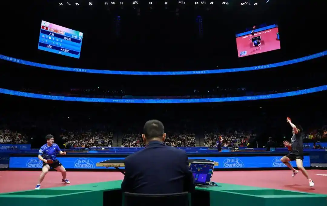 樊振东vs王楚钦_樊振东王楚钦打扁比赛用球_2025全运会乒乓球比赛