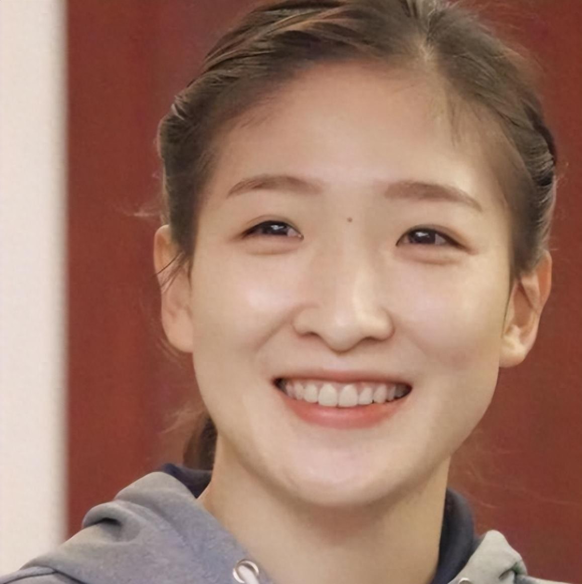 全运会乒乓球赛老将谢幕新星发光_张继科评价马龙刘诗雯_张继科缺席引讨论刘诗雯混双逆转