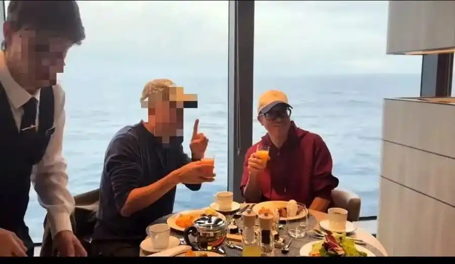 员工吐槽待遇差距_新东方:老板在南极 员工在加班_新东方俞敏洪南极全员信引发争议