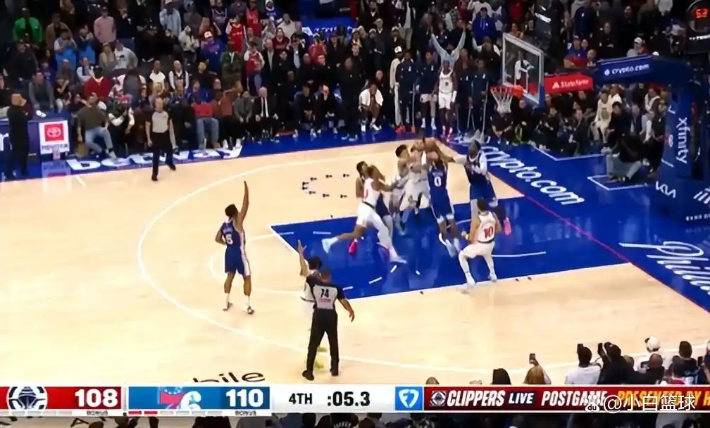 费城媒体嘲讽哈登_哈登28000分里程碑_破防!哈登追着裁判讨要说法,里程碑之夜被黑掉绝杀,谁能受得了