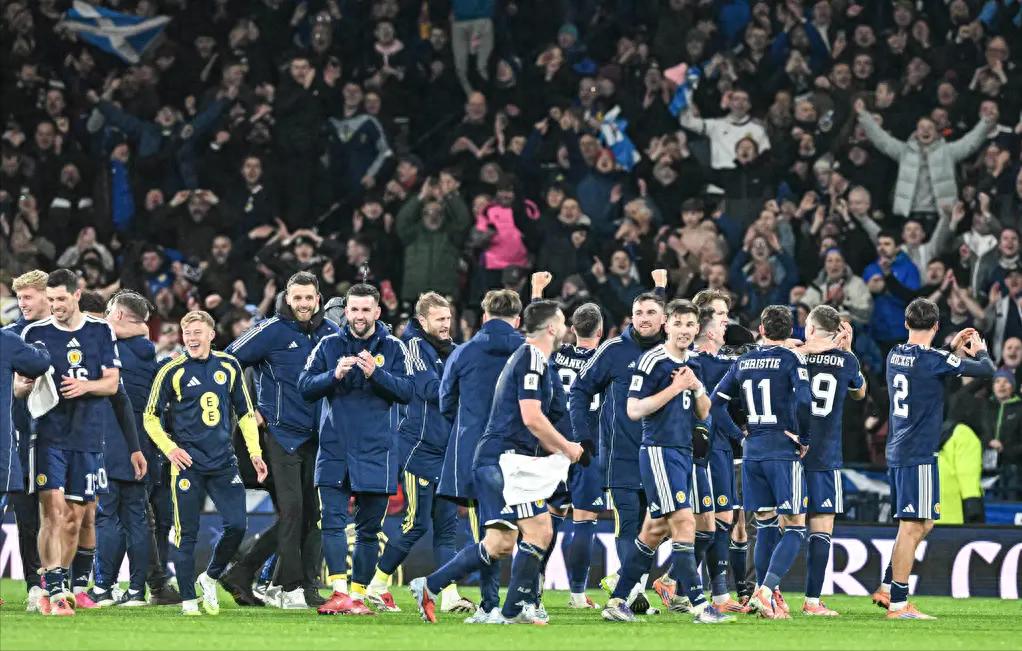 中国足球进世界杯了吗_2026年美加墨世界杯参赛队伍名单_中国男足世界杯预选赛结果分析