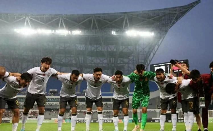 2026年美加墨世界杯参赛队伍名单_中国男足世界杯预选赛结果分析_中国足球进世界杯了吗