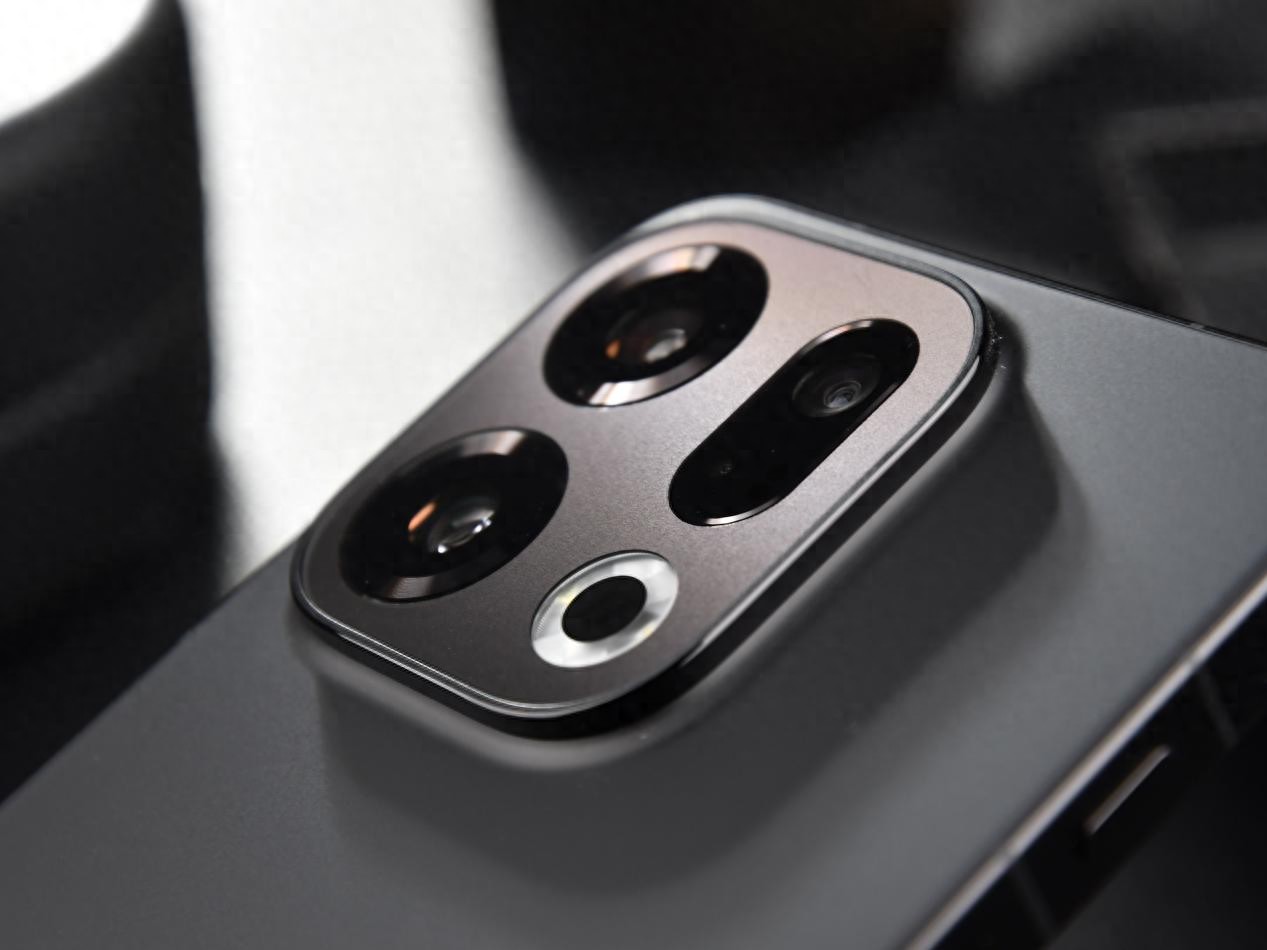 标准版也有好影像,OPPO Find X9是如何做到的?
