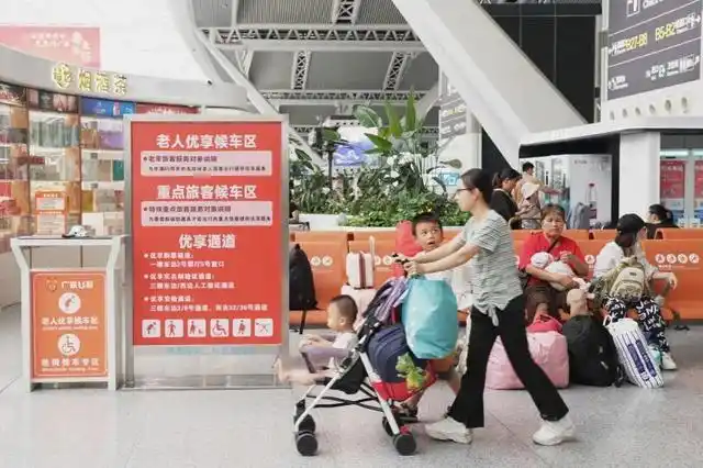17趟列车同时检票!全国最忙高铁站上演名场面