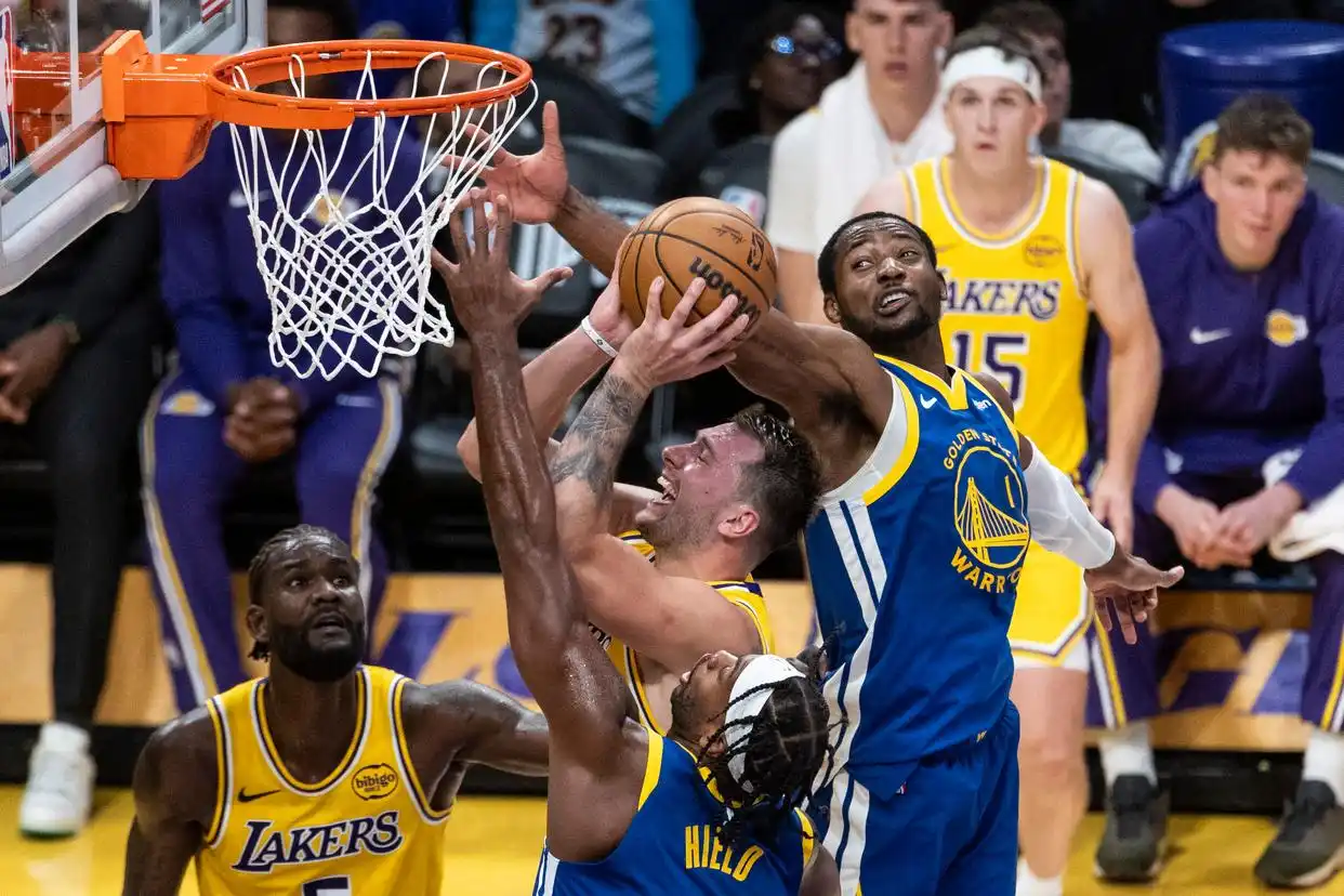 (体育)篮球——NBA常规赛:勇士胜湖人