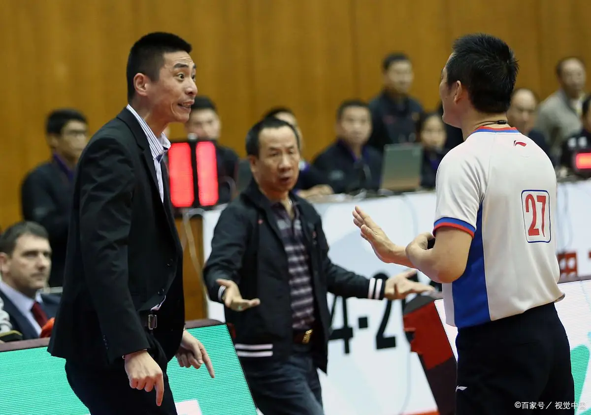 最新裁判报告白纸黑字,张才仁那拳赛后复盘确认为漏判该升级违体。当值裁判组已受内部处罚