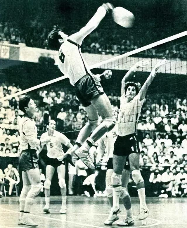 体“谈”记忆｜解密上世纪上海男排的初代“战术秘籍”