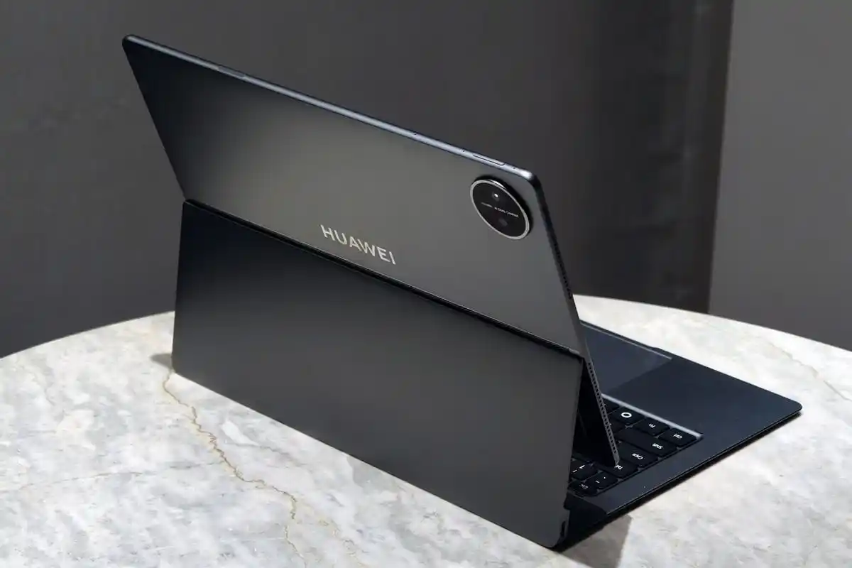 华为Mate80系列新品发布_华为新品发布会_华为Mate X7 11月25日发布会