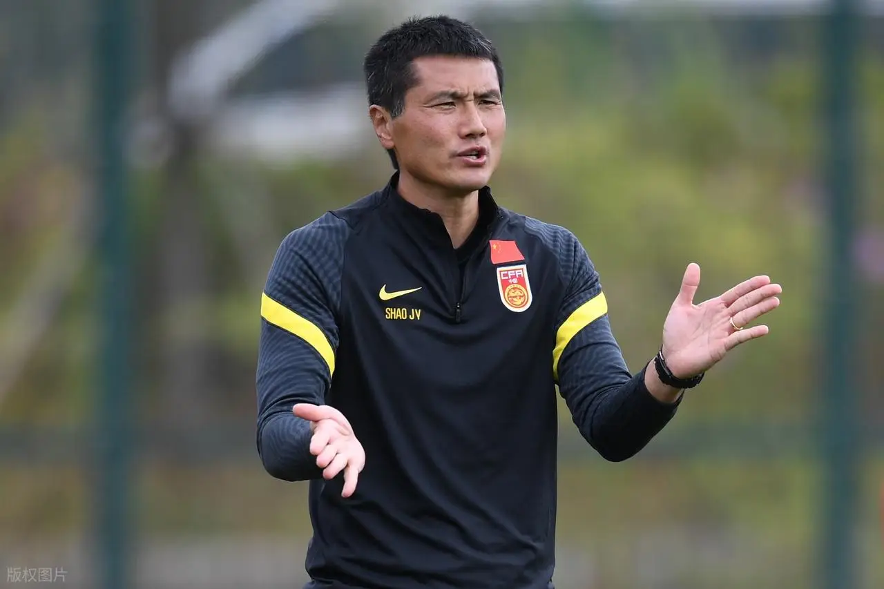 现中国国家足球队名单_国足大名单选拔标准曝光_邵佳一国足首次集训日期