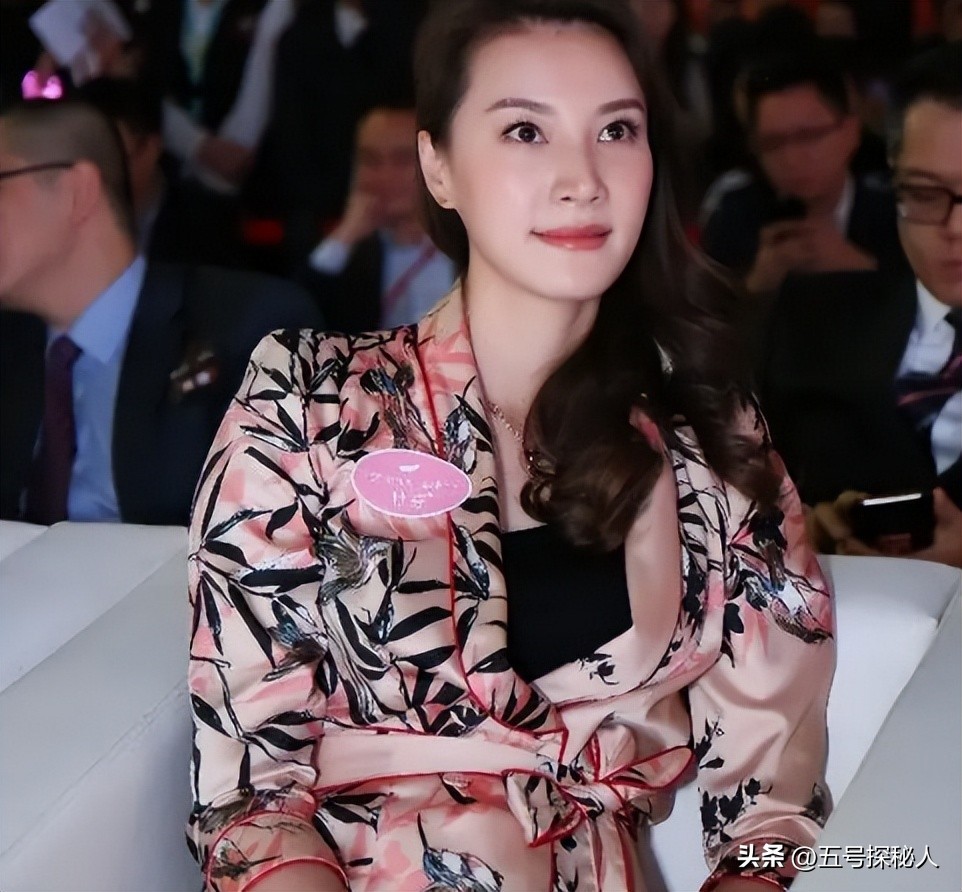 谢杏芳产后出轨事件_林丹老婆个人资料_林丹谢杏芳婚姻危机