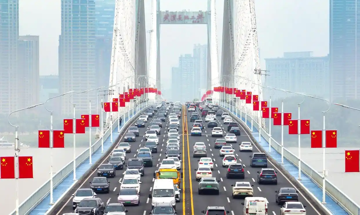 中国经济热词图鉴_中国经济高质量发展_人工智能大模型具身突破