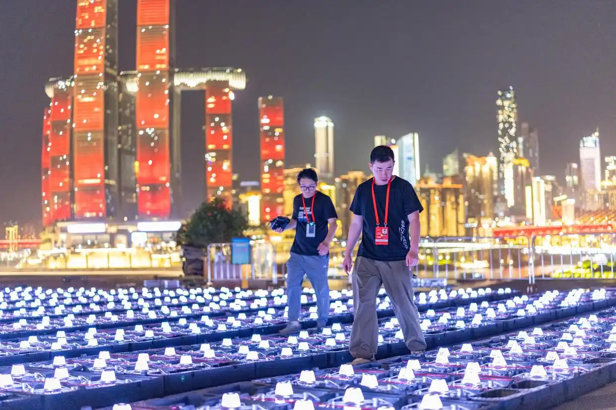 中国经济热词图鉴_人工智能大模型具身突破_中国经济高质量发展