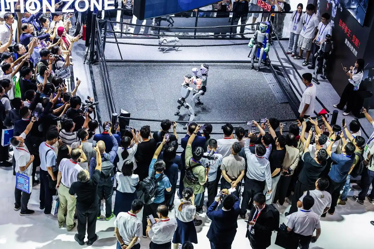 中国经济热词图鉴_中国经济高质量发展_人工智能大模型具身突破