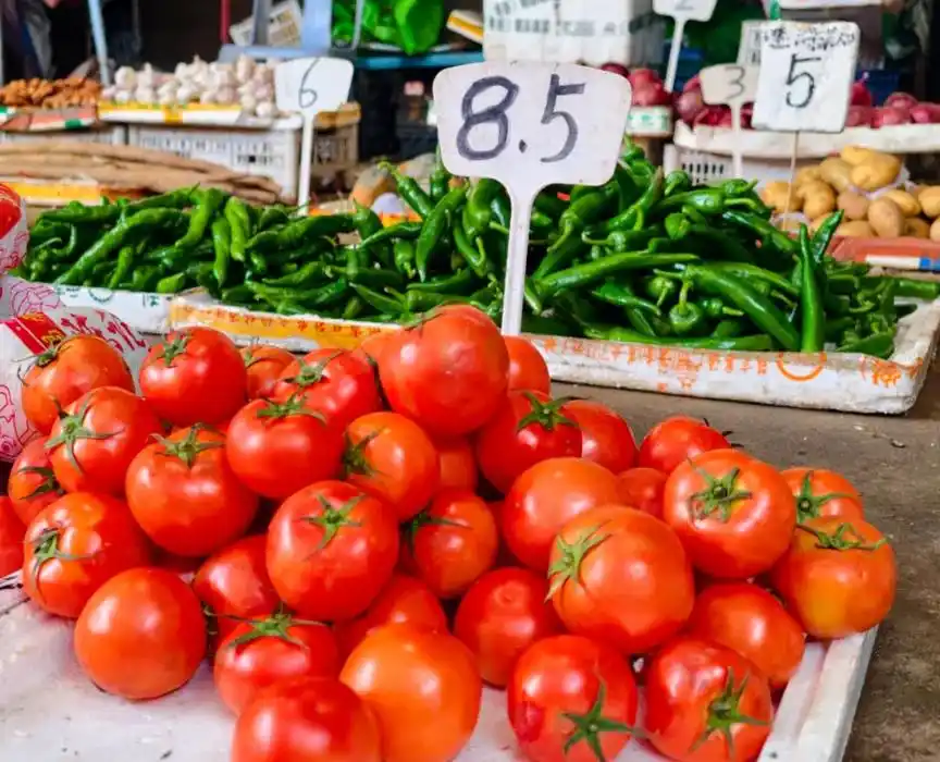 鸡蛋配不上番茄_鸡蛋都快配不上番茄了_西红柿价格飙升