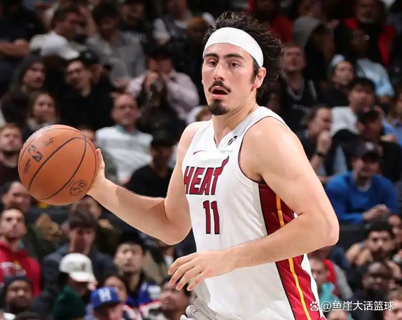 特雷杨状态糟糕老鹰4连败_韦尔16+13鲍威尔25+7+5 约翰逊24分热火送老鹰五连_老鹰热火比赛分析