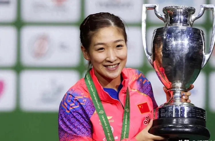 分手14年，再迎喜讯的刘诗雯，早已是张继科“高攀不起”的存在