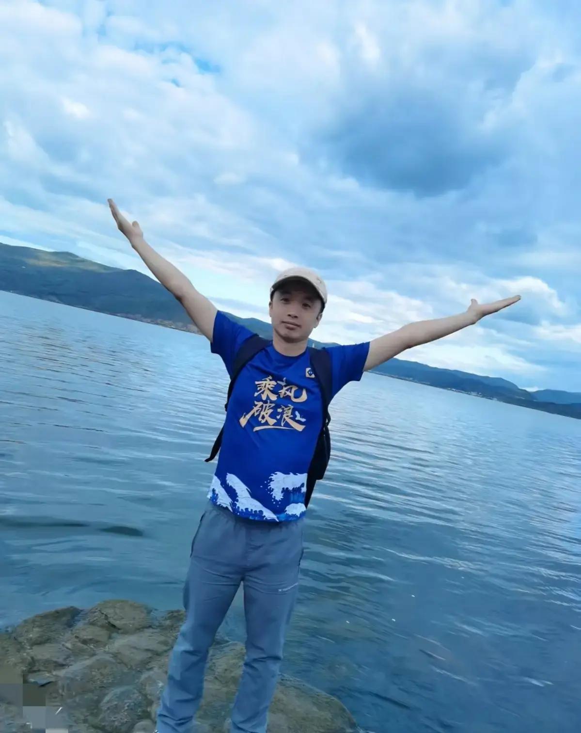 马拉松选手猝死_昆明马拉松男子猝死真相_云南停灵22天风俗解析