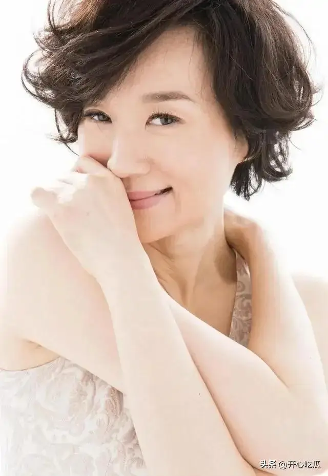 59岁歌手坣娜去世,死因曝光是红斑狼疮复发,一路走好、太惋惜了