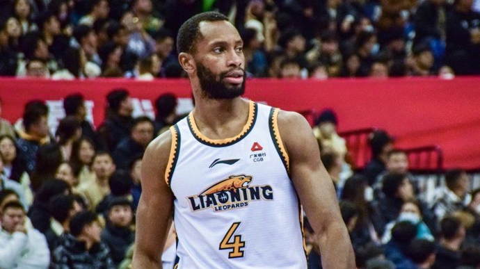 老将弗格空降上海滩:冠军基因能否催化“大鲨鱼”质变?