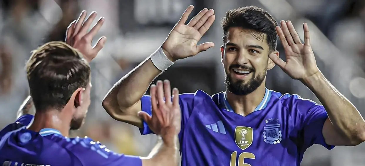 阿根廷国家队世界杯名单_阿根廷国家队最新名单号码_斯卡洛尼锋线选择