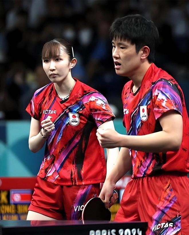 日本乒乓球举拳仪式_日本乒乓球赛后哭泣文化_东京世乒赛